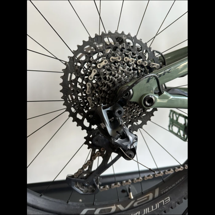 Specialized Turbo Levo SL Expert Carbon Gr. M – Bild 7