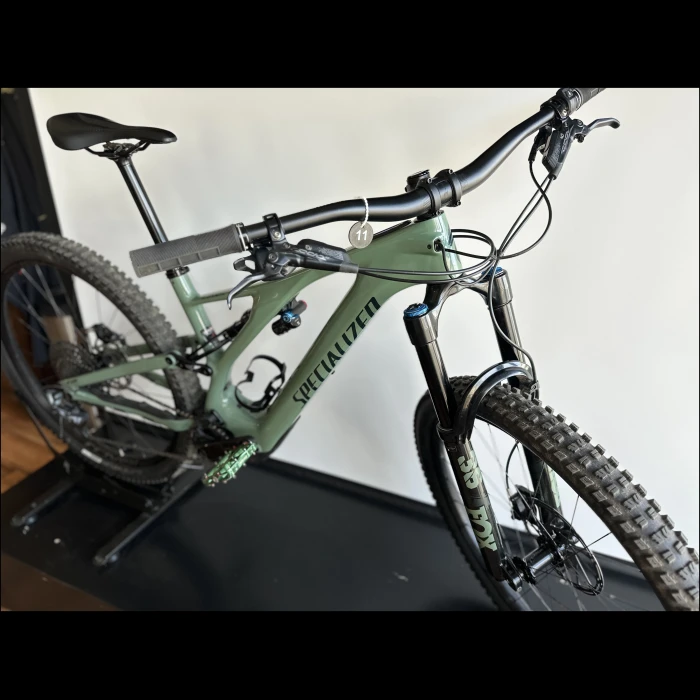 Specialized Turbo Levo SL Expert Carbon Gr. M – Bild 2